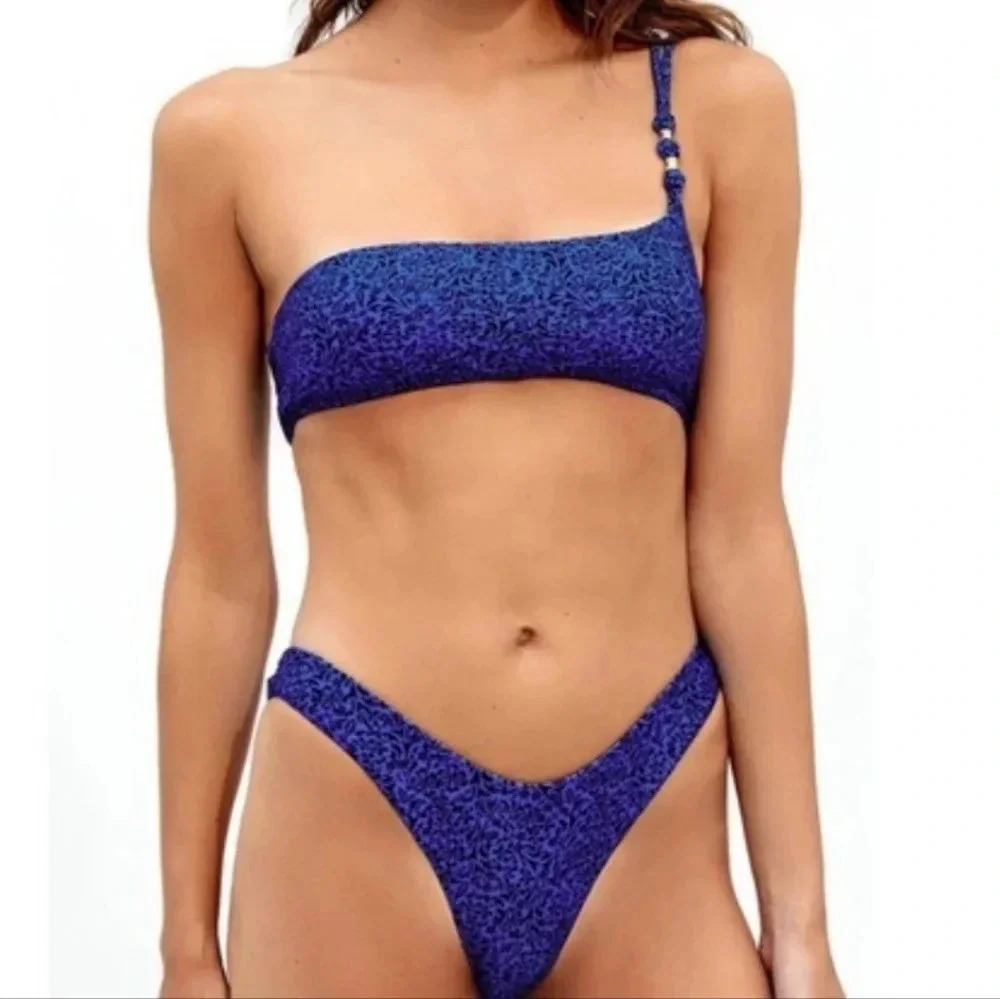 Vixshaye Ana-Giulia Bikini